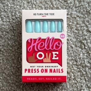 Hello Love Press On Nails - Light Blue